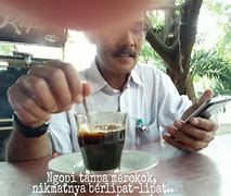 Gambar Orang Merokok Dan Ngopi